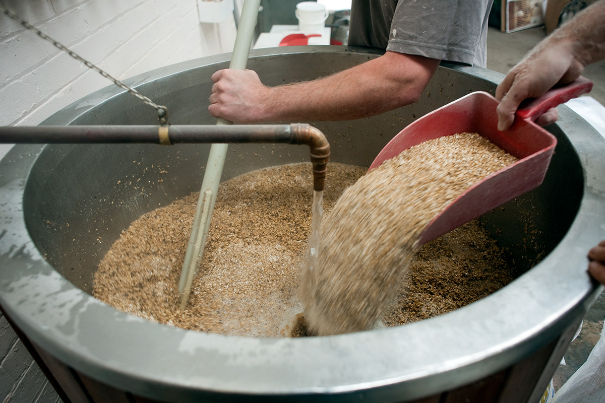 Starting the mash at Quantum Brewery