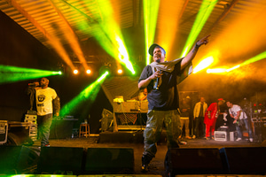 De La Soul performing on the Orchard stage at Nozstock 2015